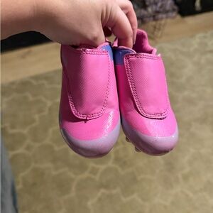 Carter's Pink and Purple Size 8 Cleats
